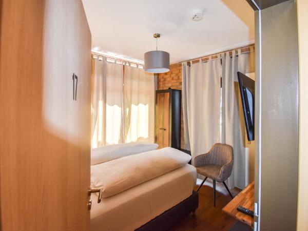 Boutique Hotel Sena : photo 2 de la chambre petite chambre double