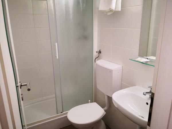 Grand Bells Bed And Breakfast : photo 4 de la chambre chambre double standard