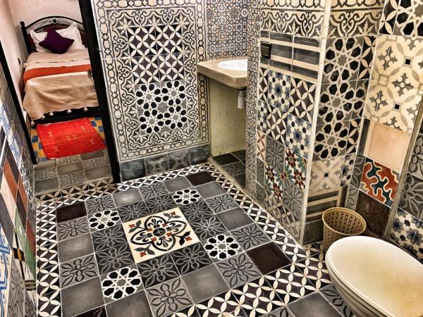 Riad Beldy : photo 5 de la chambre chambre lits jumeaux avec salle de bains privative