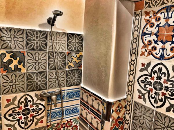 Riad Beldy : photo 6 de la chambre chambre lits jumeaux avec salle de bains privative