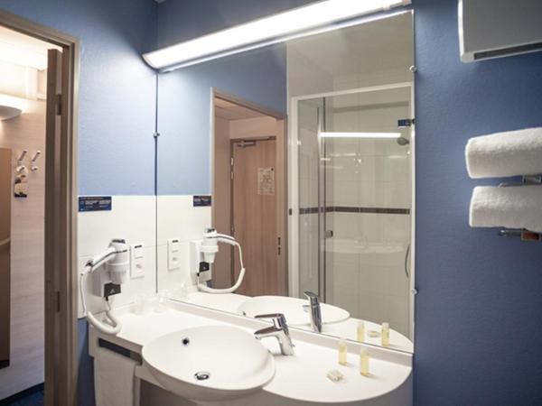 Ace Hôtel Salon de Provence : photo 2 de la chambre chambre double