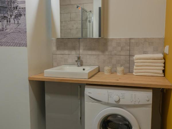 Moon Hostel Poznań : photo 10 de la chambre appartement 2 chambres