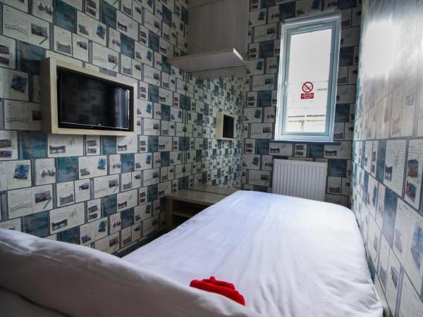 London Backpackers Youth Hostel 18 - 35 Years Old Only : photo 2 de la chambre chambre simple