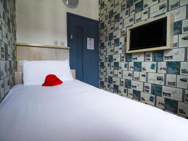 London Backpackers Youth Hostel 18 - 35 Years Old Only : photo 4 de la chambre chambre simple