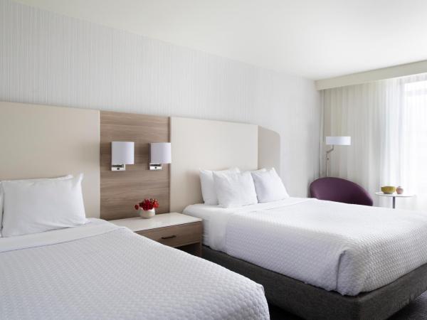 Crowne Plaza Atlanta Perimeter at Ravinia, an IHG Hotel : photo 2 de la chambre chambre standard avec 2 lits queen-size