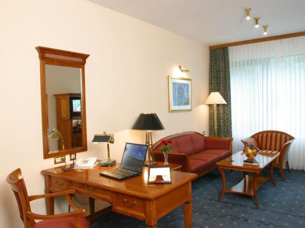 Hotel AS : photo 3 de la chambre suite
