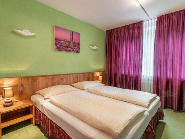 Hotel Arosa Düsseldorf Oberkassel : photo 2 de la chambre chambre double