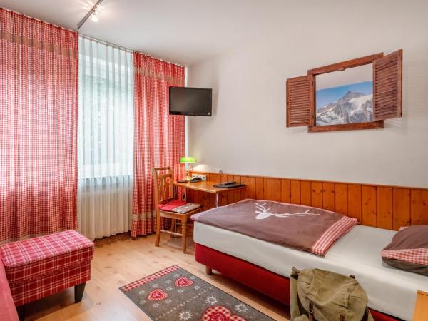 Hotel Arosa Düsseldorf Oberkassel : photo 5 de la chambre chambre lits jumeaux