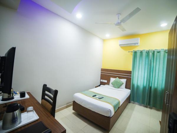 Hotel Golden Leaves : photo 2 de la chambre chambre simple