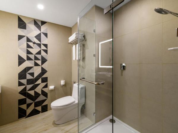 OZO George Town Penang : photo 4 de la chambre chambre lit king-size deluxe