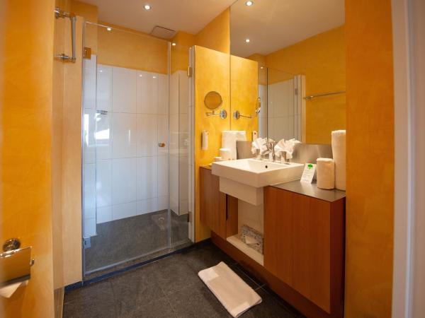 Hotel UTO KULM car-free hideaway in Zurich : photo 4 de la chambre chambre panorama - vue sur campagne