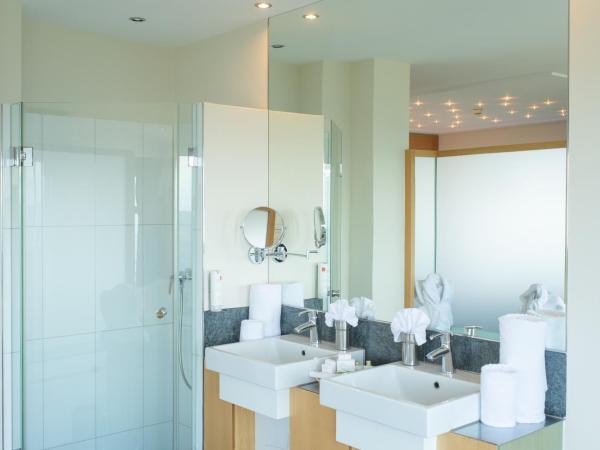 Hotel UTO KULM car-free hideaway in Zurich : photo 6 de la chambre suite résidence - vue sur vallée