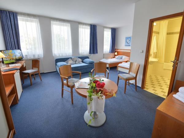 EA Hotel Populus : photo 4 de la chambre chambre triple