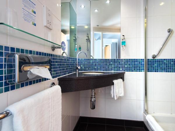 Holiday Inn Express Leeds City Centre - Armouries, an IHG Hotel : photo 1 de la chambre chambre lits jumeaux standard