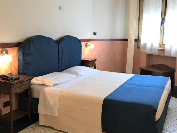 Hotel San Felice : photo 3 de la chambre chambre quadruple standard