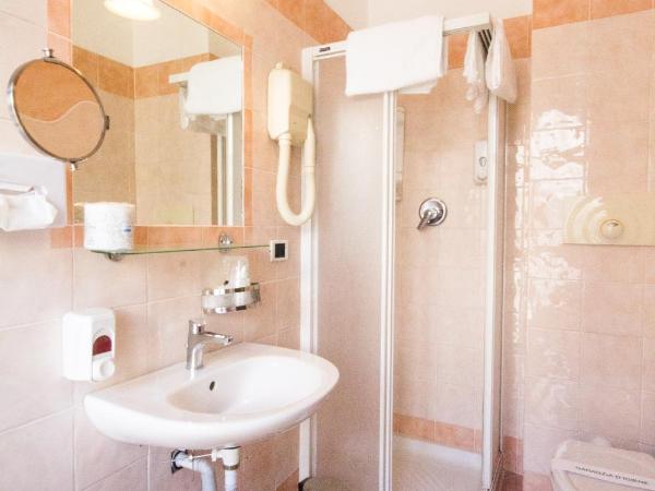 Hotel Gran Torino : photo 3 de la chambre chambre double