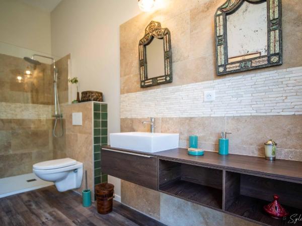 I love Bergerac : photo 10 de la chambre chambre double avec salle de bains privative