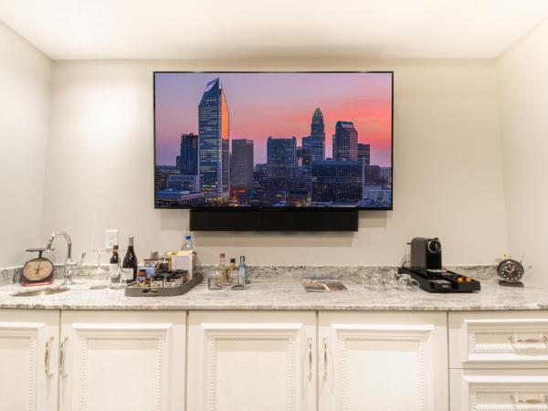 The Ivey's Hotel : photo 4 de la chambre the ivey's suite