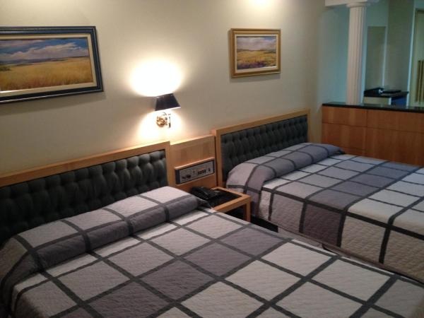 Hotel Columbia : photo 3 de la chambre chambre double de luxe avec lit double
