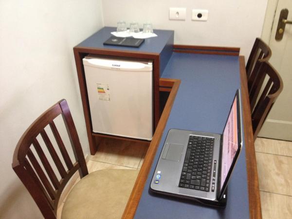 Hotel Columbia : photo 3 de la chambre chambre triple standard