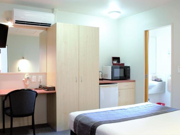 Bella Vista Taupo : photo 3 de la chambre studio compact 
