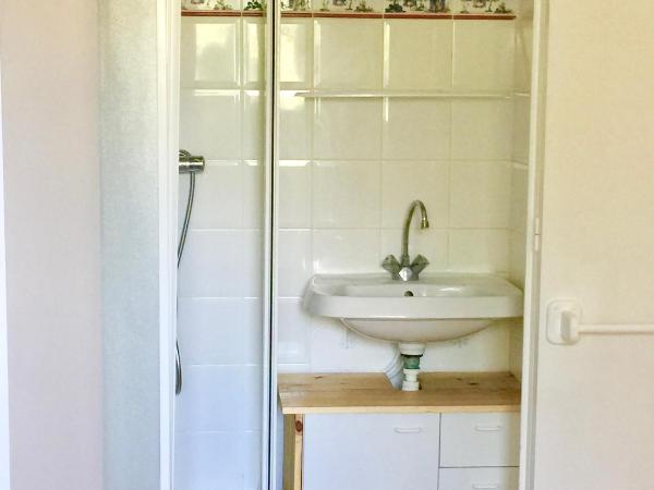 Aux portes de Pornichet, Chambres d'hôtes Ty'Sacha : photo 3 de la chambre chambre double avec salle de bains privative