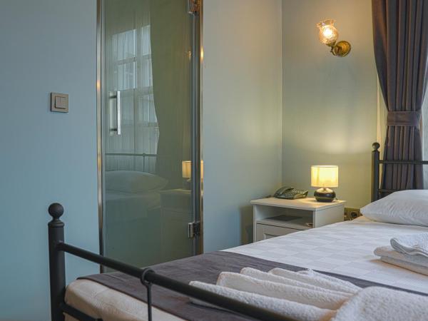 La Casa Carina Butik Otel : photo 10 de la chambre chambre double deluxe (2 adultes + 1 enfant)