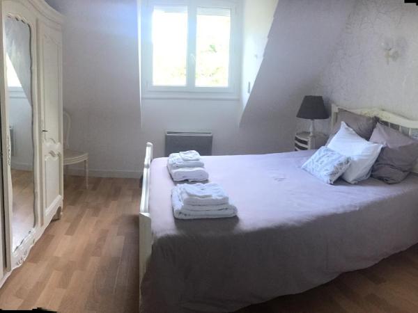 Aux portes de Pornichet, Chambres d'hôtes Ty'Sacha : photo 2 de la chambre chambre double avec salle de bains privative