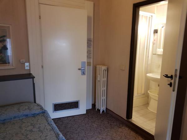 Hotel Ada : photo 1 de la chambre chambre simple Économique