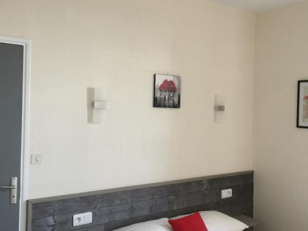 Hotel TGV : photo 7 de la chambre chambre double