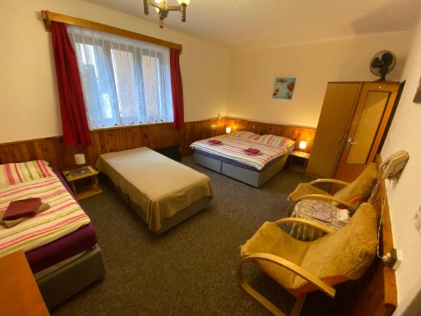 Penzion Chaloupka : photo 3 de la chambre chambre triple basique