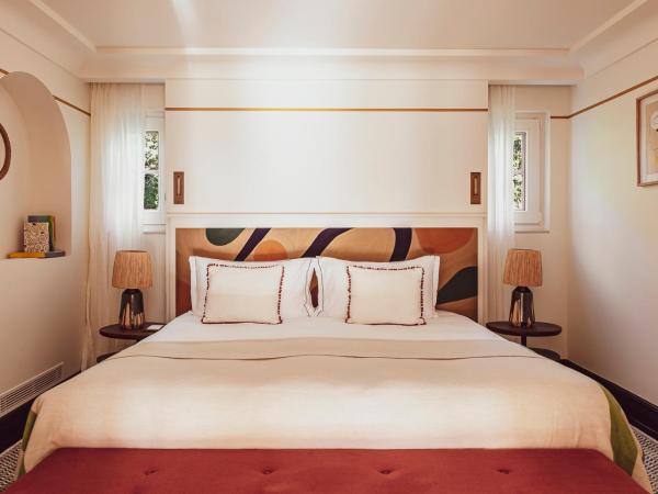 Hotel Lou Pinet : photo 2 de la chambre suite double ou lits jumeaux supérieure