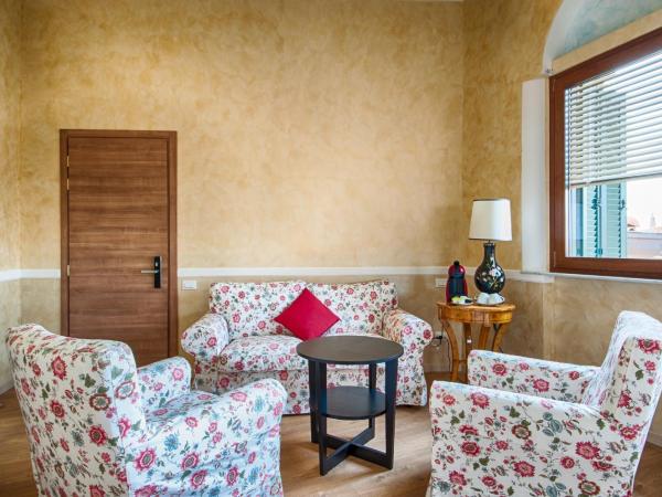 Lady Verona Residence : photo 4 de la chambre suite junior - vue sur fleuve