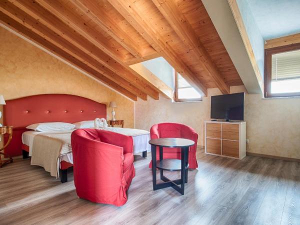 Lady Verona Residence : photo 7 de la chambre chambre double supérieure mansardée