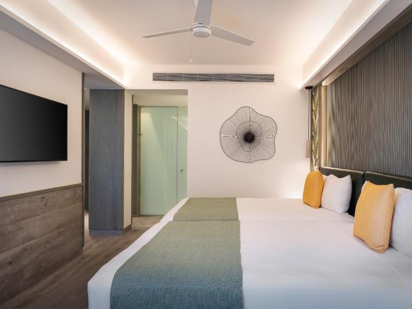 Catalonia Grand Costa Mujeres All Suites & Spa - All Inclusive : photo 1 de la chambre suite familiale supérieure