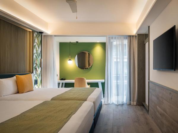 Catalonia Grand Costa Mujeres All Suites & Spa - All Inclusive : photo 2 de la chambre suite familiale supérieure