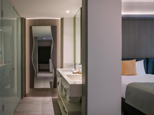Catalonia Grand Costa Mujeres All Suites & Spa - All Inclusive : photo 4 de la chambre suite familiale supérieure