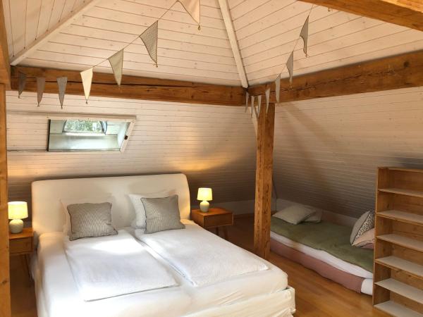 The Bed + Breakfast : photo 1 de la chambre chambre double - mansardée