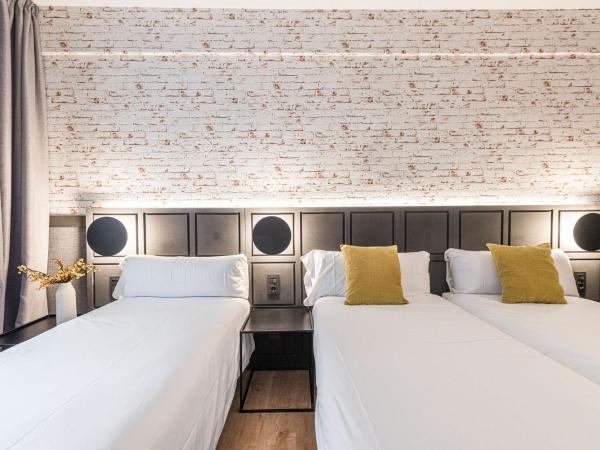 BYPILLOW San Mamés : photo 5 de la chambre chambre triple