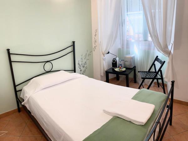 Affittacamere Virginia's Rooms : photo 5 de la chambre chambre simple