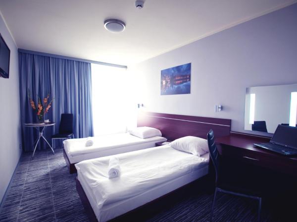 Hotel Śląsk : photo 1 de la chambre chambre lits jumeaux