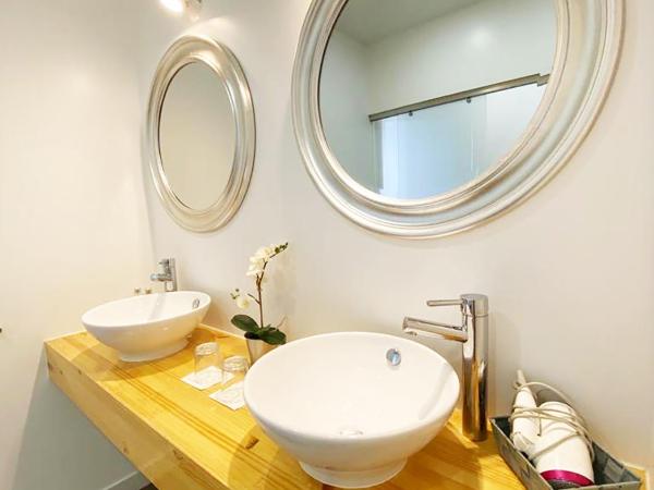 The Postcard Lisbon : photo 8 de la chambre chambre double premium