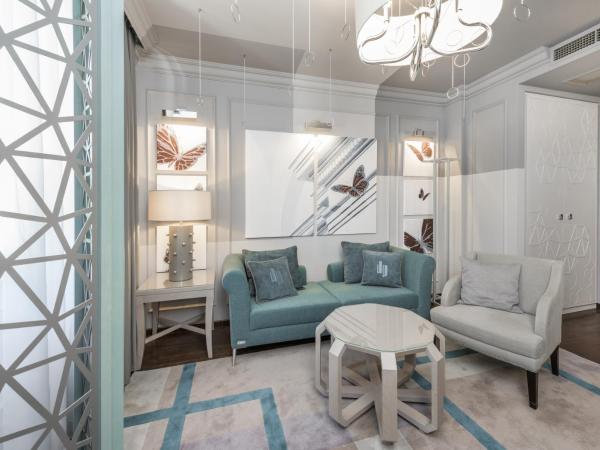 Bastion Heritage Hotel - Relais & Châteaux : photo 4 de la chambre suite design par j.v.