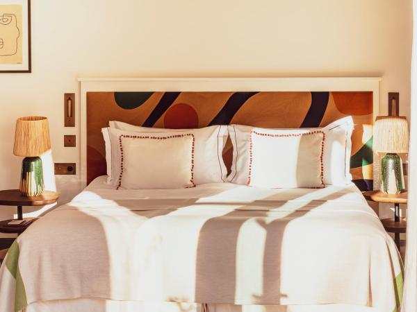 Hotel Lou Pinet : photo 5 de la chambre chambre prestige - double ou lits jumeaux 