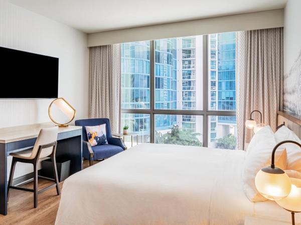 Hyatt Centric Las Olas Fort Lauderdale : photo 1 de la chambre chambre king avec vue sur les toits de la ville