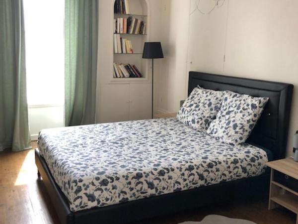 Résidence Austerlitz centre Angouleme : photo 10 de la chambre appartement avec terrasse