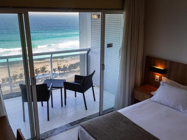 Riale Brisa Barra : photo 6 de la chambre luxury triple room with front ocean view and balcony