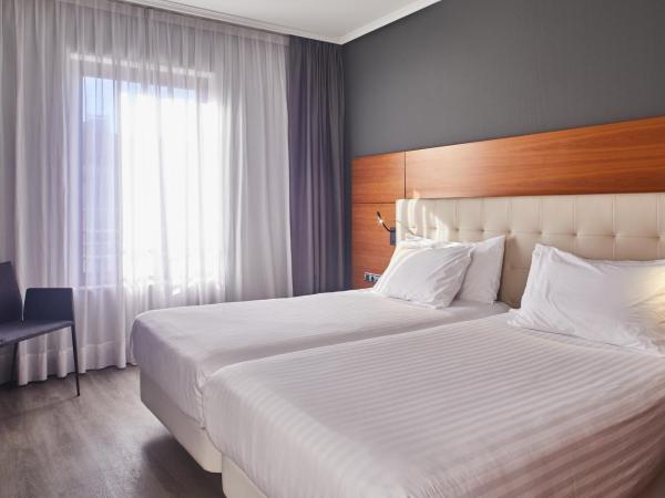 Hotel Silken Amara Plaza : photo 1 de la chambre chambre double ou lits jumeaux confort 