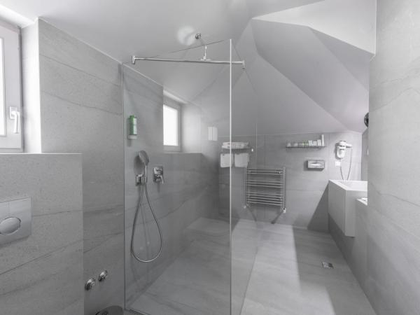 Bastion Heritage Hotel - Relais & Châteaux : photo 4 de la chambre suite de luxe avec balcon