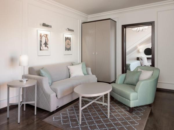 Bastion Heritage Hotel - Relais & Châteaux : photo 2 de la chambre suite de luxe avec balcon